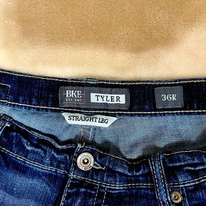 Buckle (BKE) Tyler Straight Leg 36R